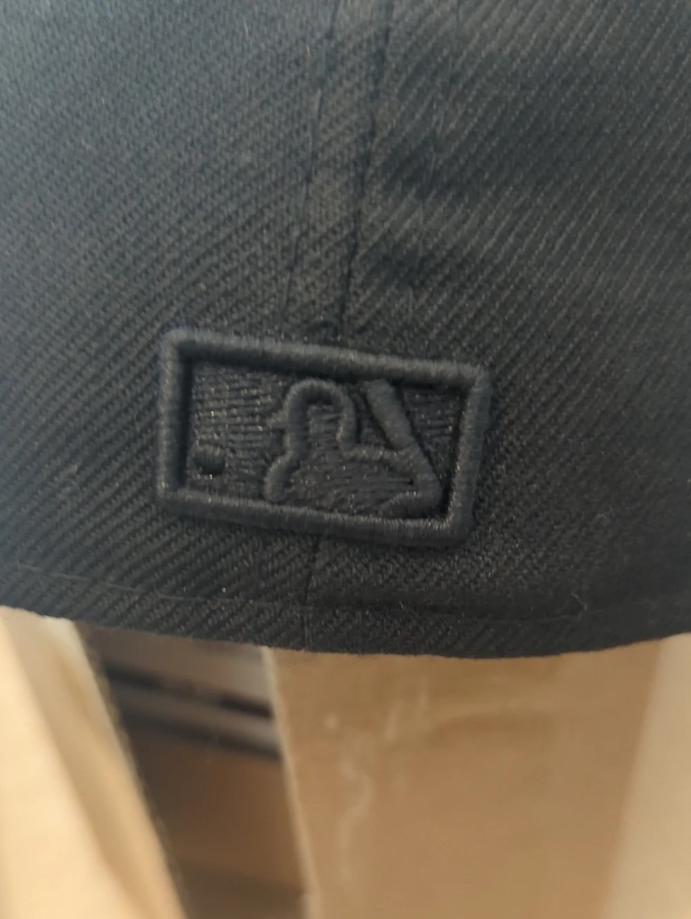 New Era Wool Los Angeles LA Embroidered Black Men's Baseball Cap 7 1/4